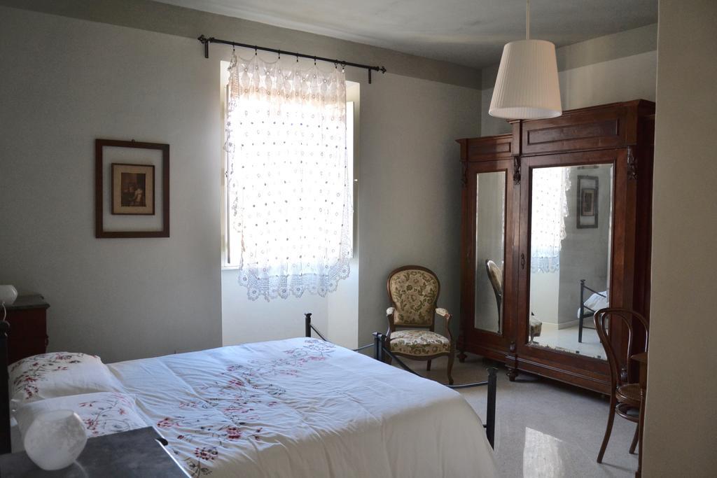 B&B I Due Gelsi Monte Libretti Ruang foto
