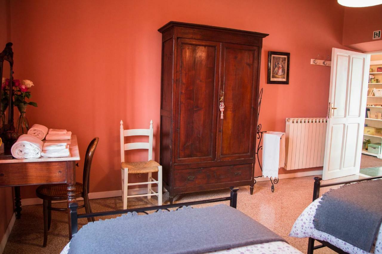 B&B I Due Gelsi Monte Libretti Bagian luar foto